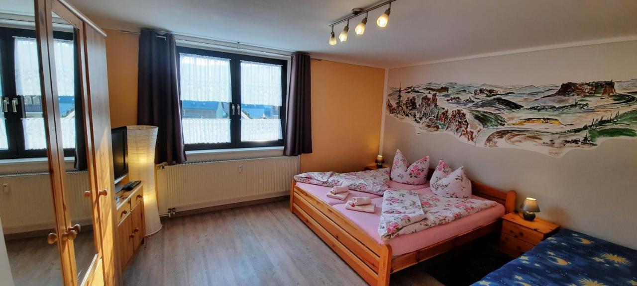 Ferienhaus Und Ferienwohnung Buettner Rathmannsdorf Exterior foto