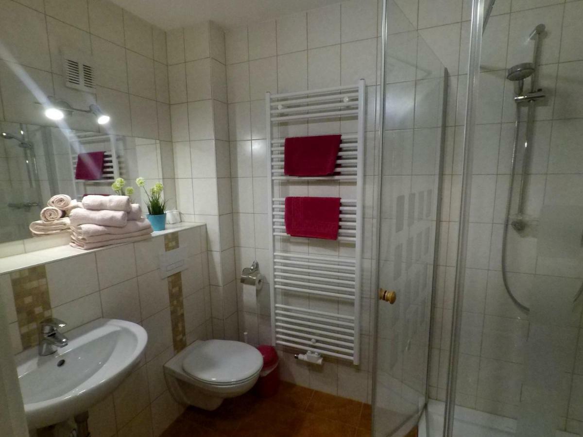 Ferienhaus Und Ferienwohnung Buettner Rathmannsdorf Exterior foto
